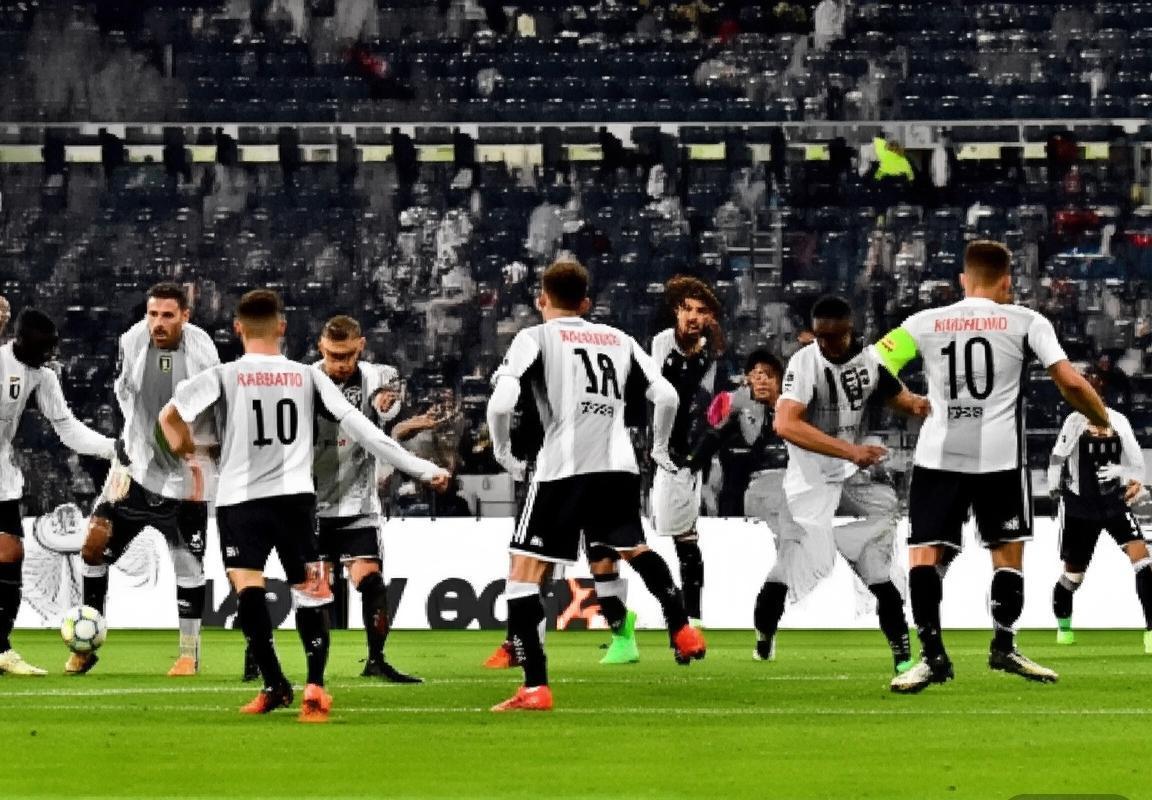 尤文图斯欧冠小组赛晋级淘汰赛，弗拉霍维奇建功彰显防守反击战术威力